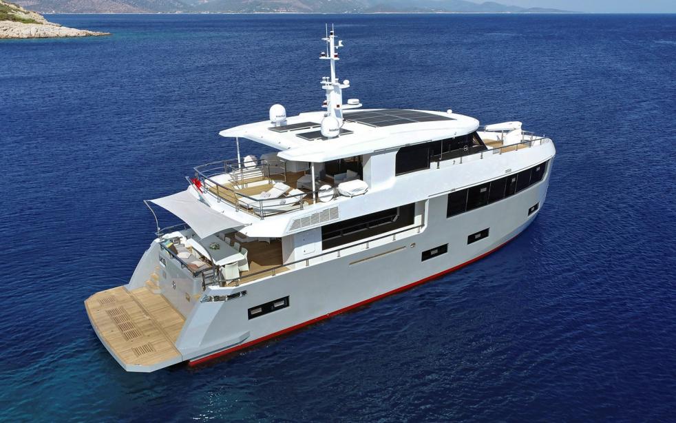 yacht Explorer M26