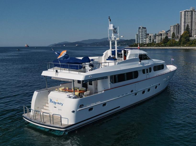 yacht Happiness II