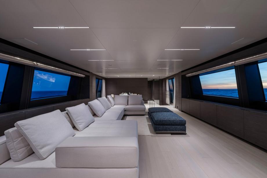 yacht Custom Line Navetta 42