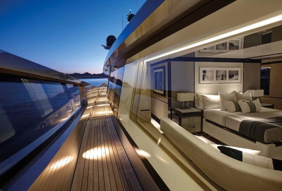 yacht Excellence V