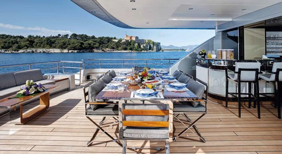 yacht Excellence V