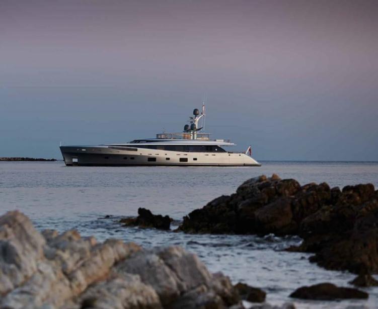 yacht Excellence V