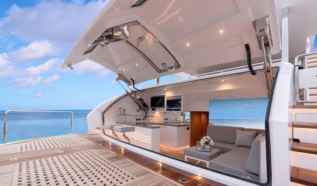 yacht Ice