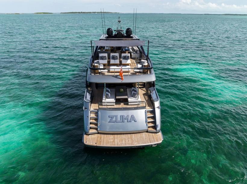 yacht Zuma