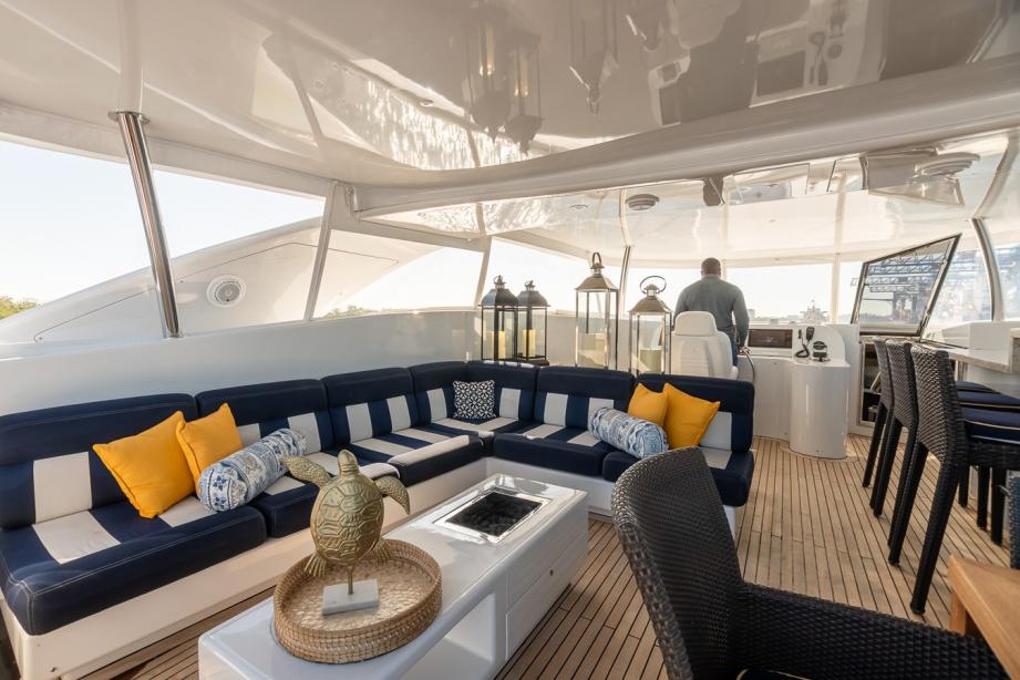 yacht Grandeur