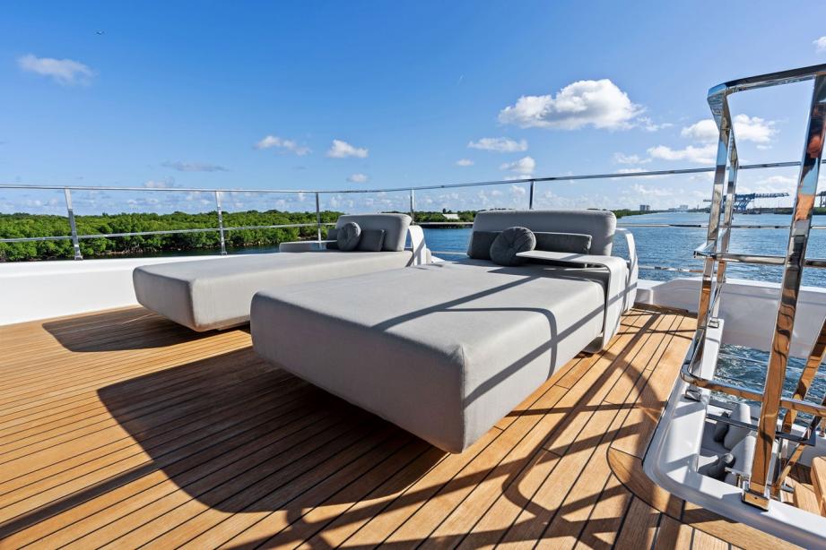yacht Tito El Patron