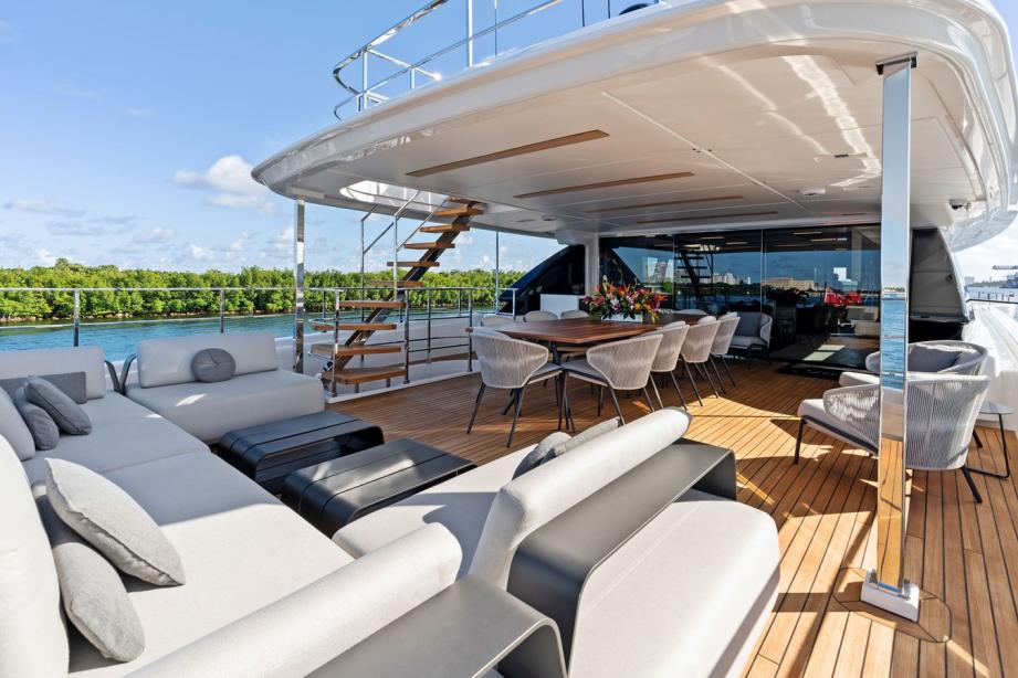 yacht Tito El Patron