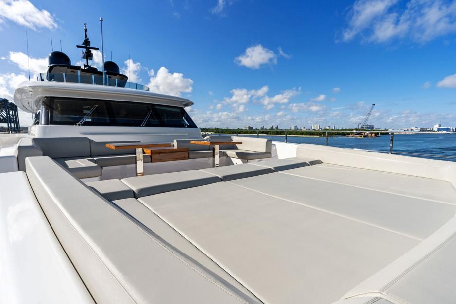 yacht Tito El Patron