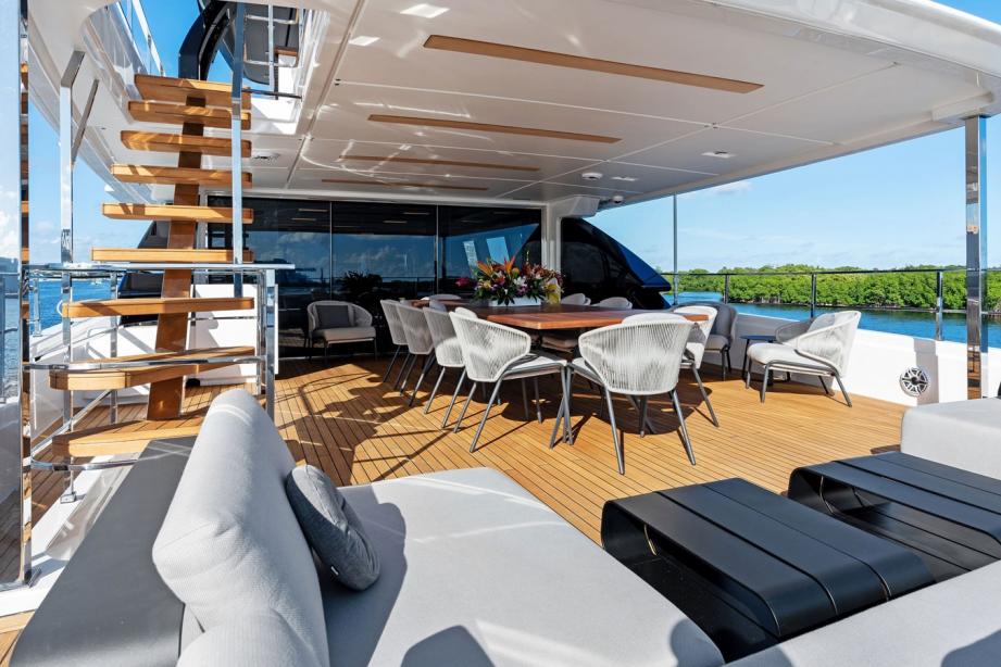 yacht Tito El Patron