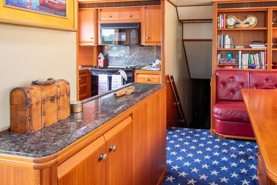 yacht Chairman