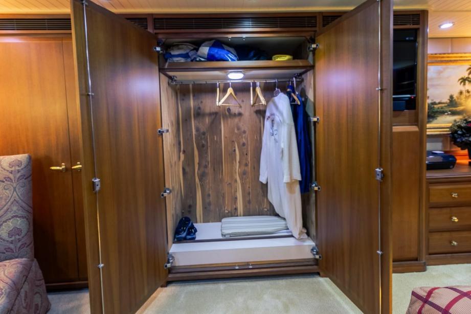 yacht Chairman