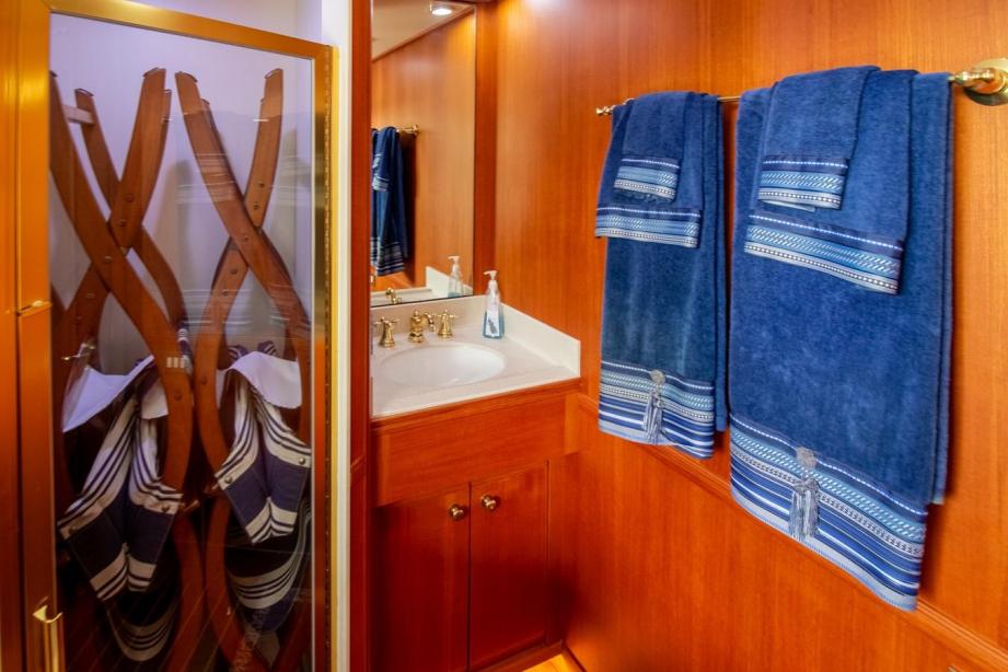 yacht Chairman