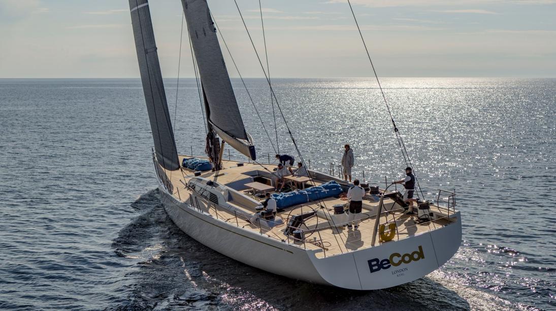 yacht Honey Ryder