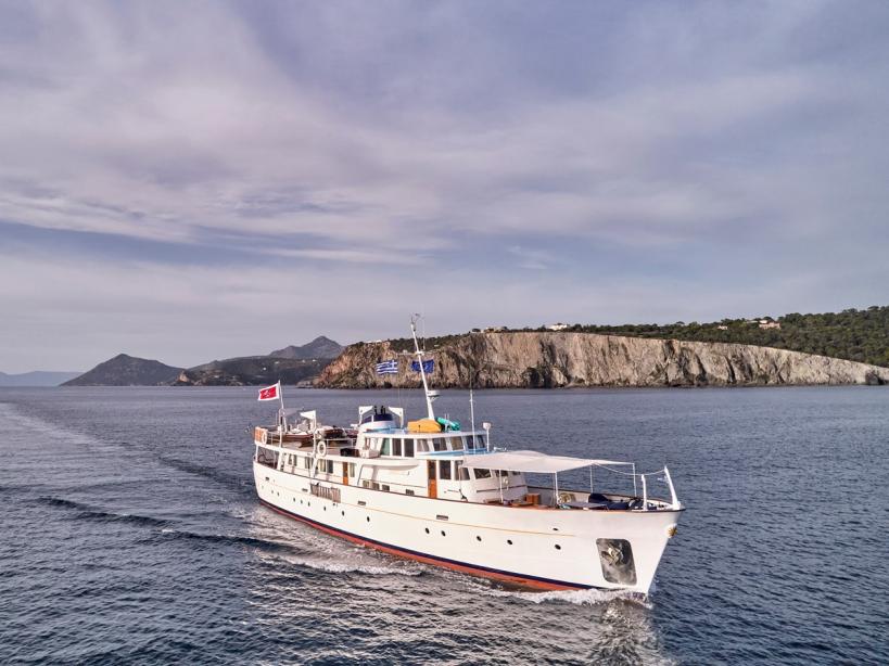 yacht Midnight Sun