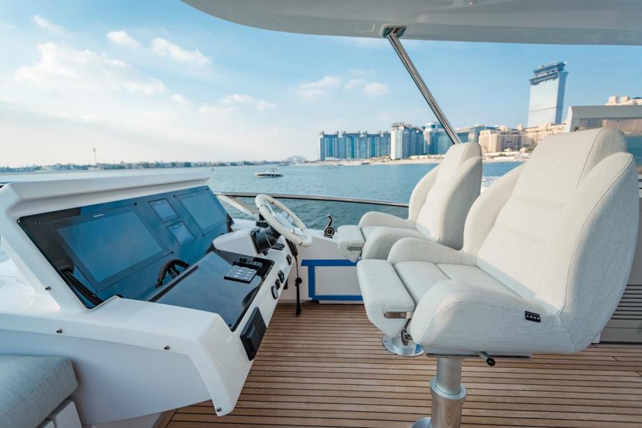yacht Atlantis