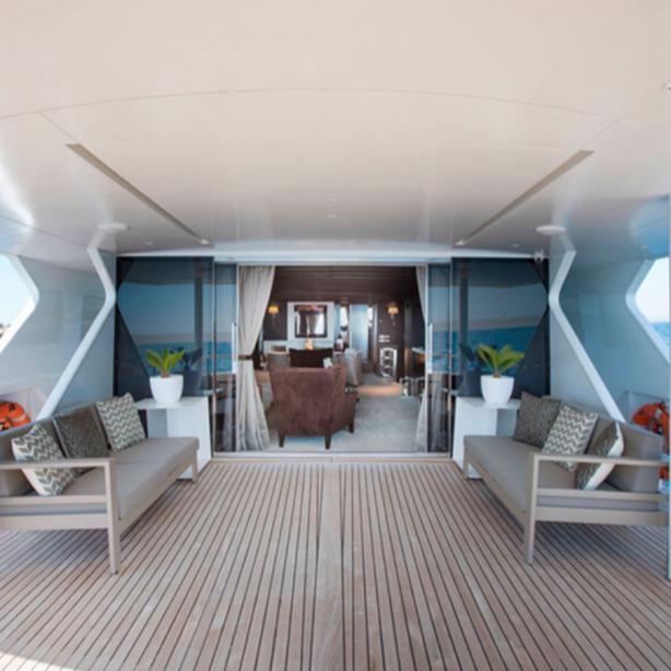 yacht Ra