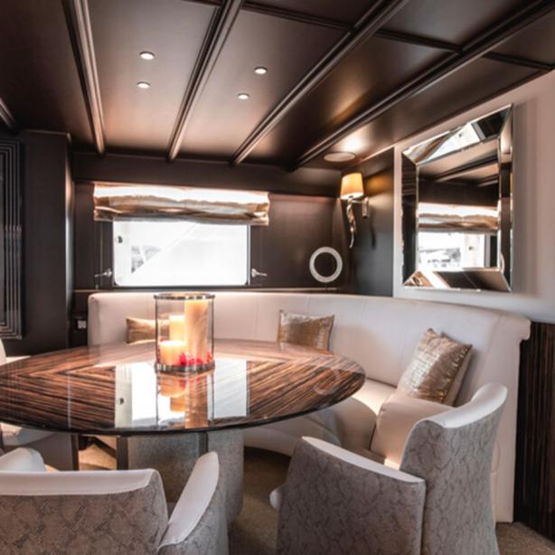 yacht Ra