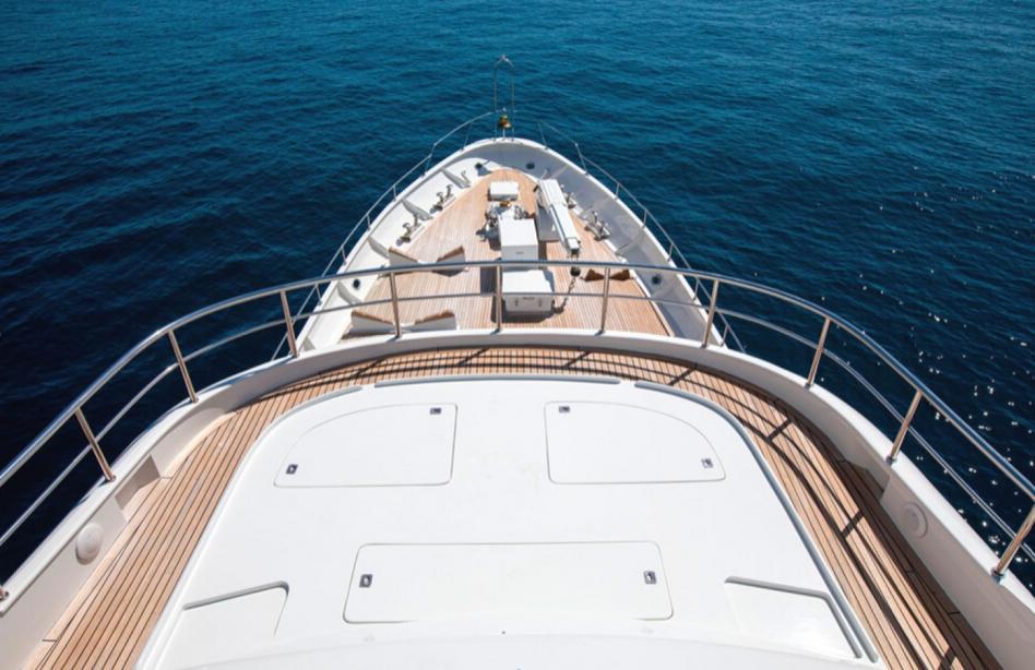 yacht Ra