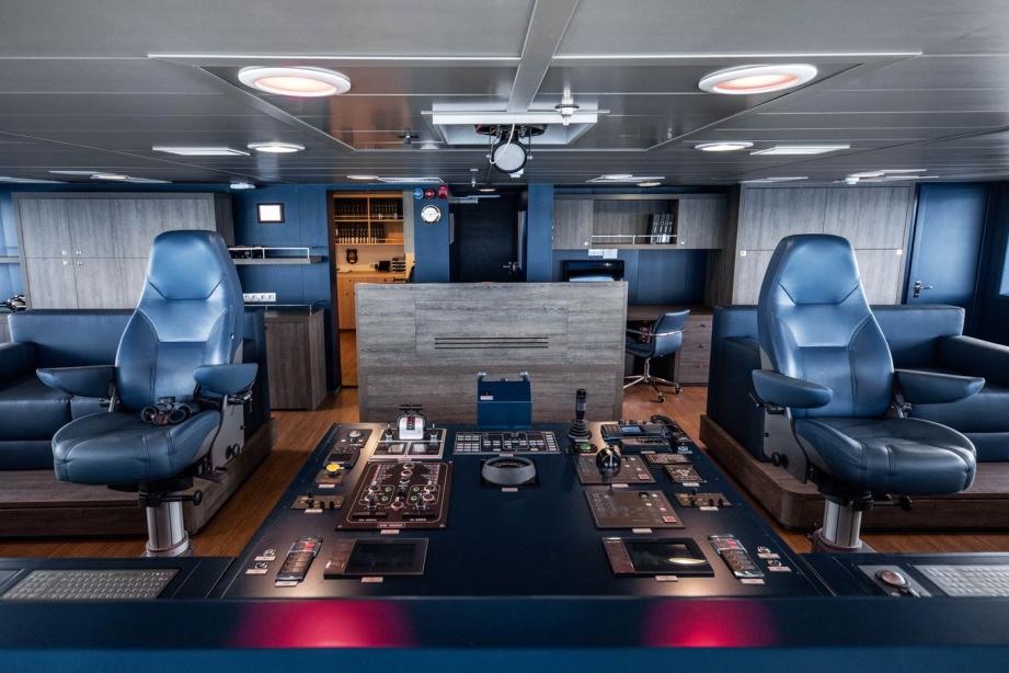 yacht Hodor