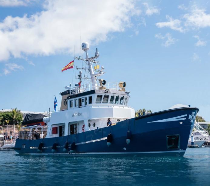 yacht Astra