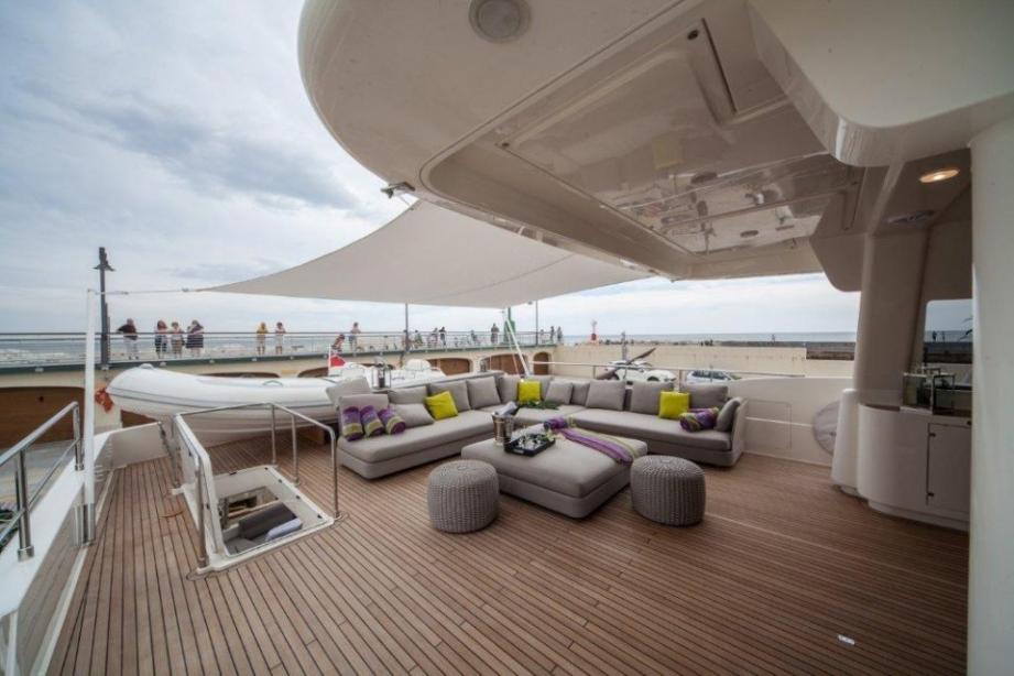 yacht Custom Line Navetta 26