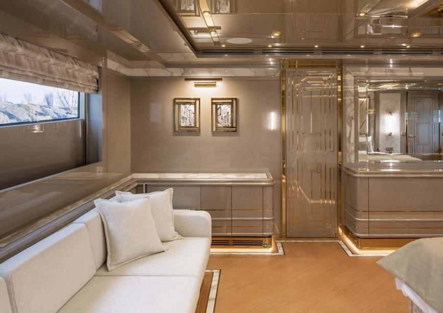 yacht Domenika