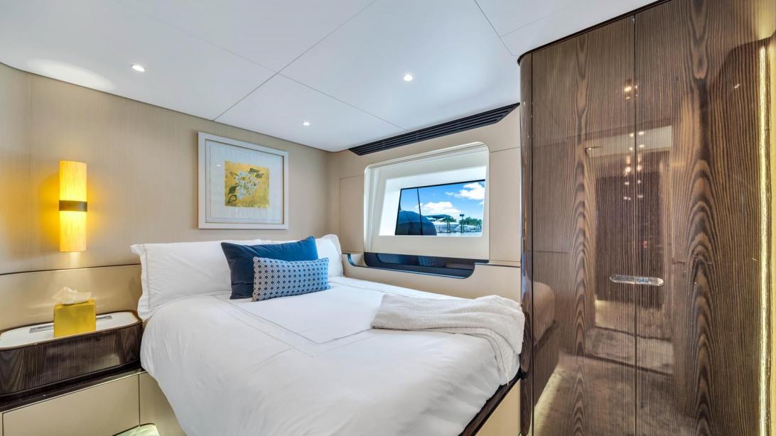 yacht One & Only