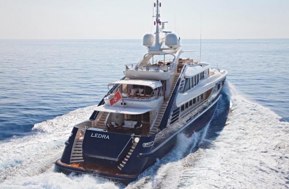 yacht Ledra