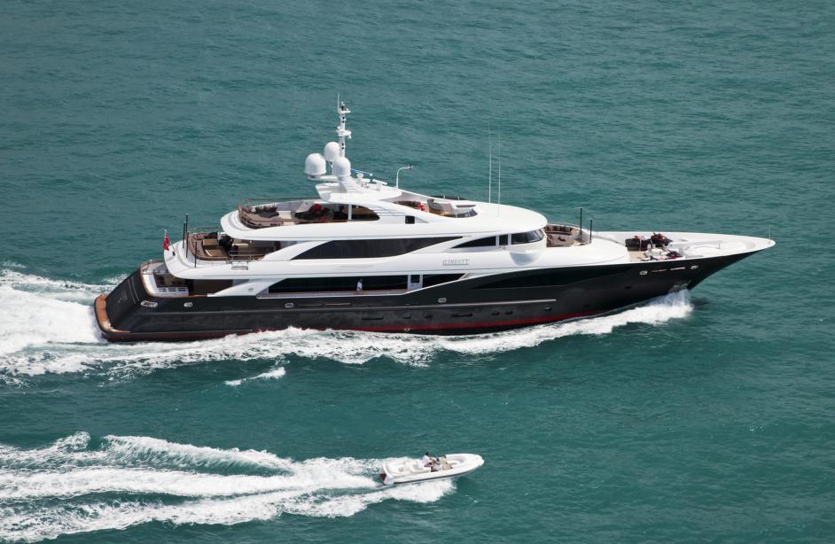 yacht Liberty