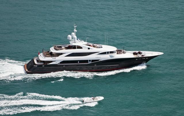 yacht Liberty