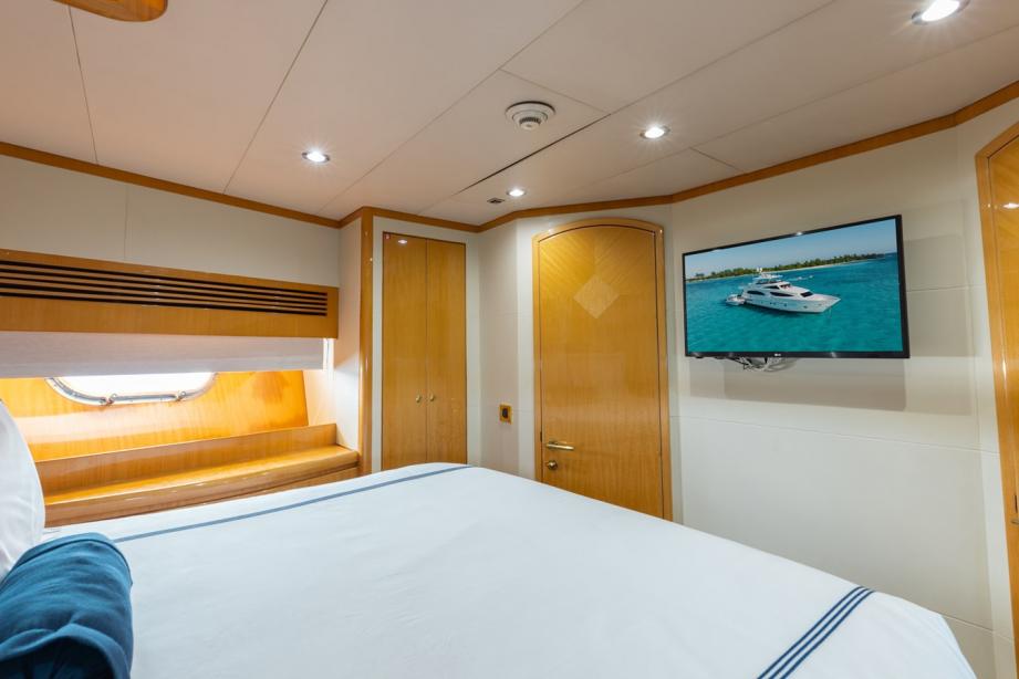 yacht Vitesse