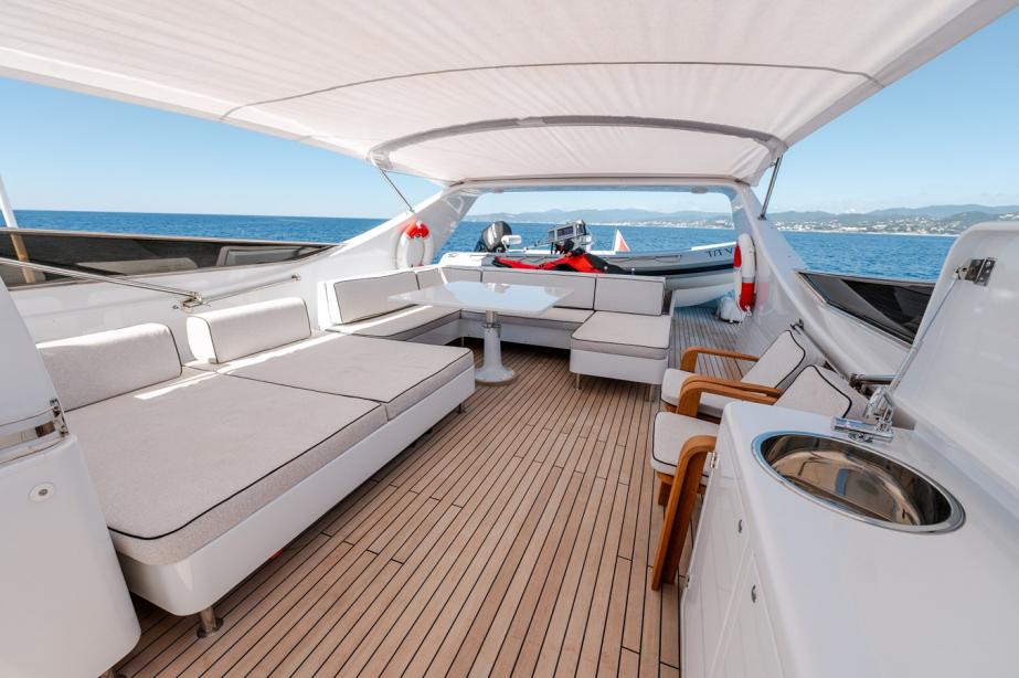 yacht Vis