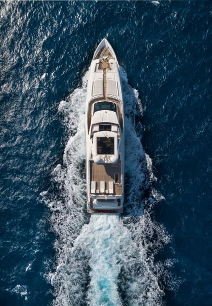 yacht Lady Dorothea