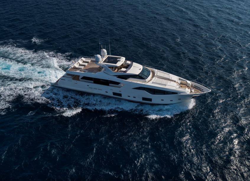 yacht Lady Dorothea