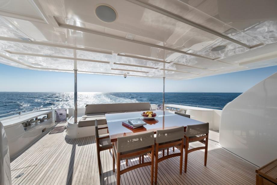 yacht Lady Dorothea