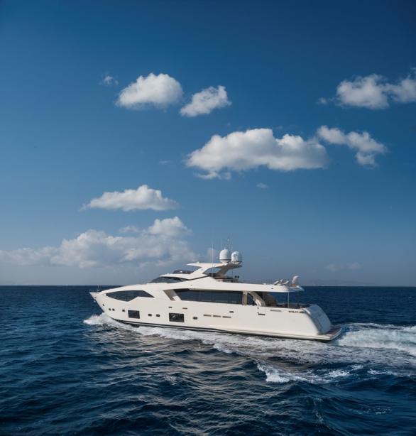 yacht Lady Dorothea