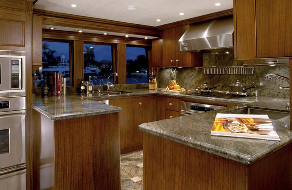 yacht Life of Reilley