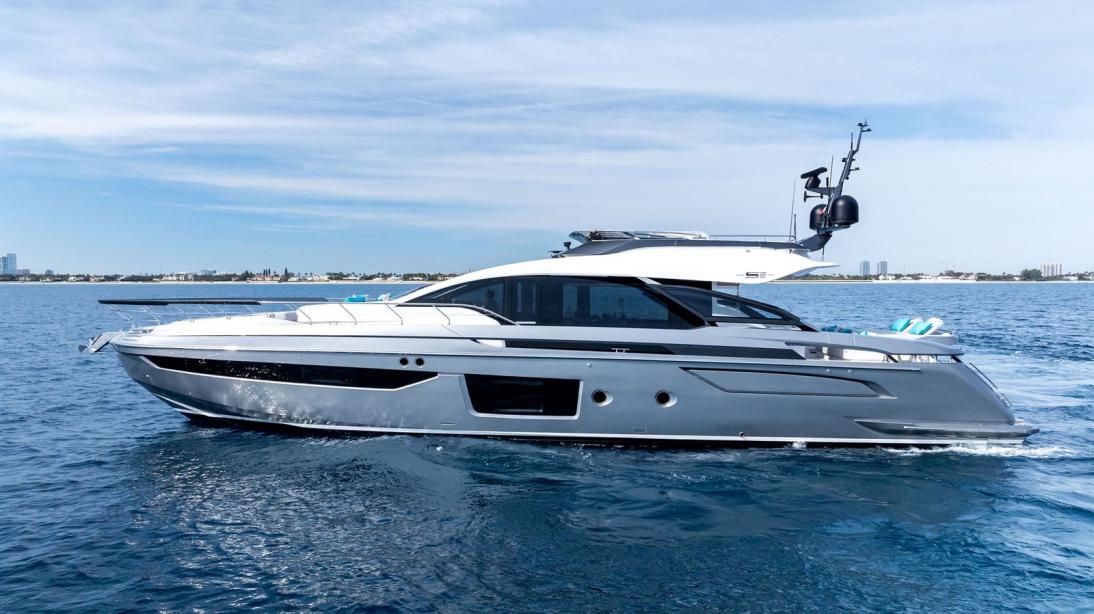 yacht Ocean's Se7en