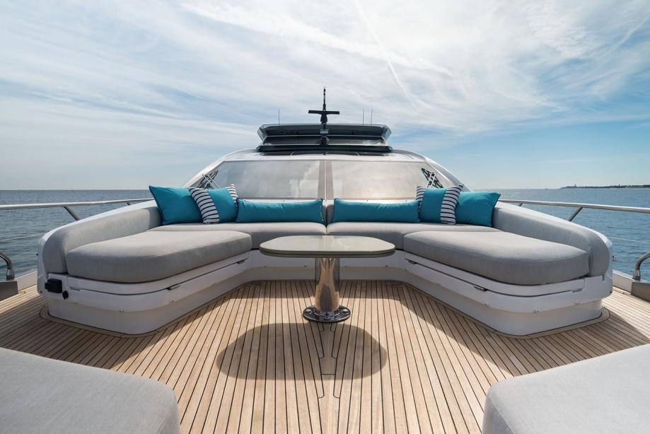 yacht Ocean's Se7en