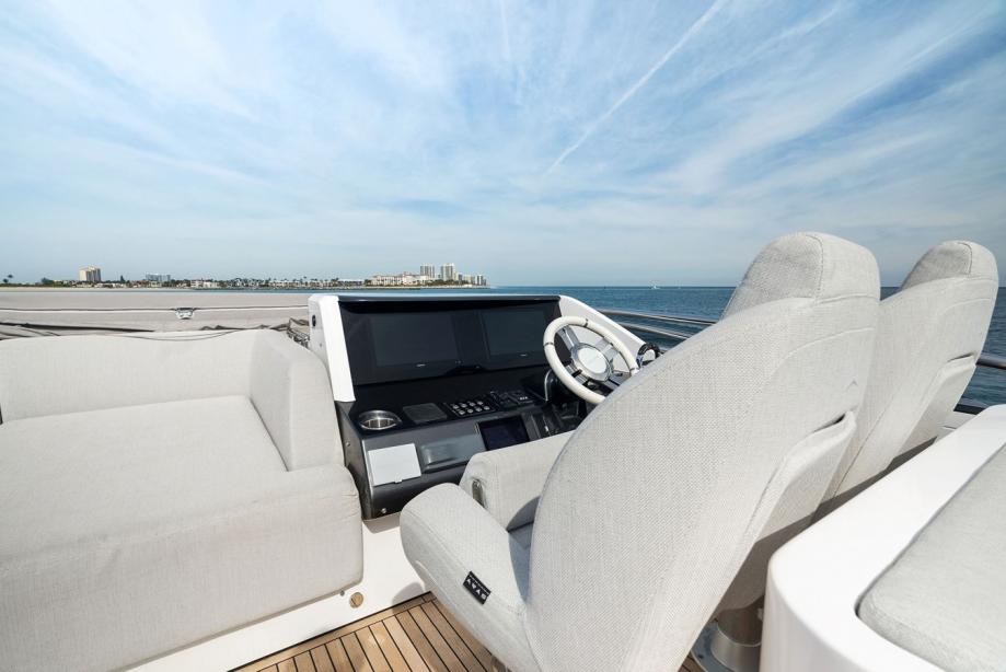 yacht Ocean's Se7en