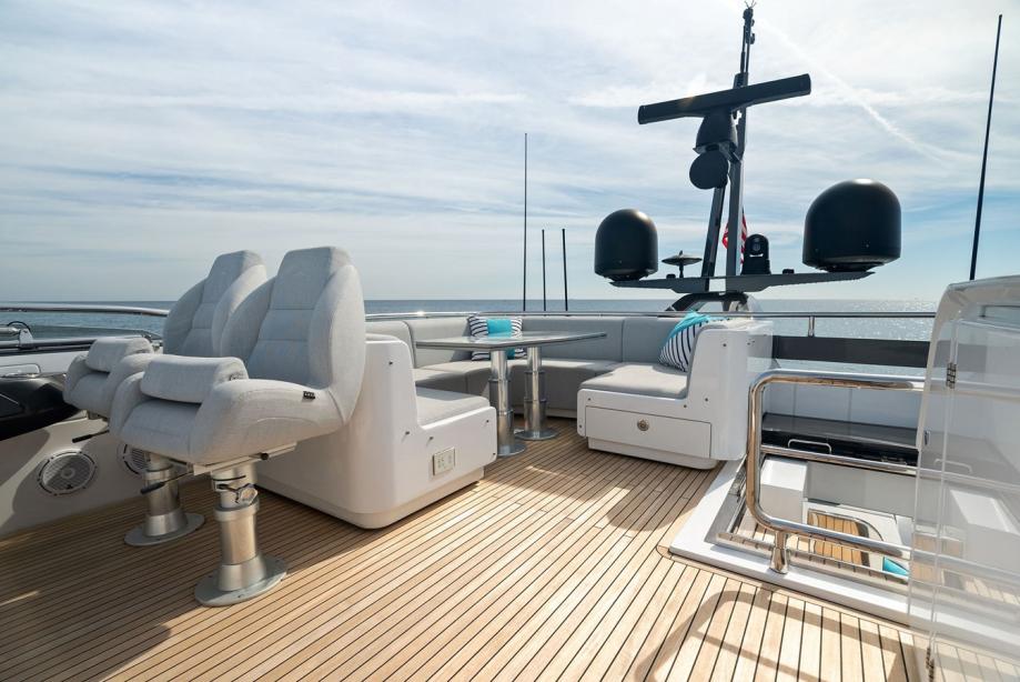 yacht Ocean's Se7en