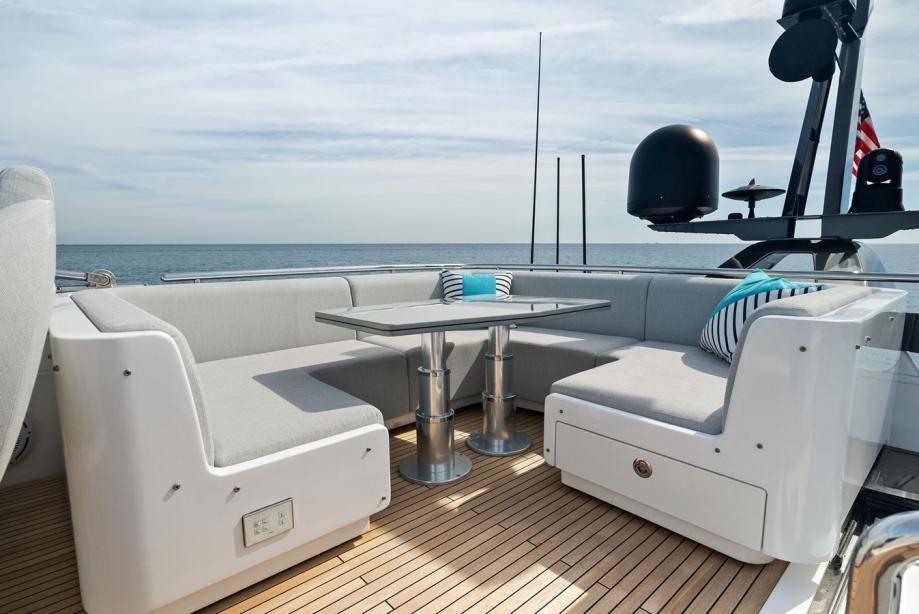 yacht Ocean's Se7en