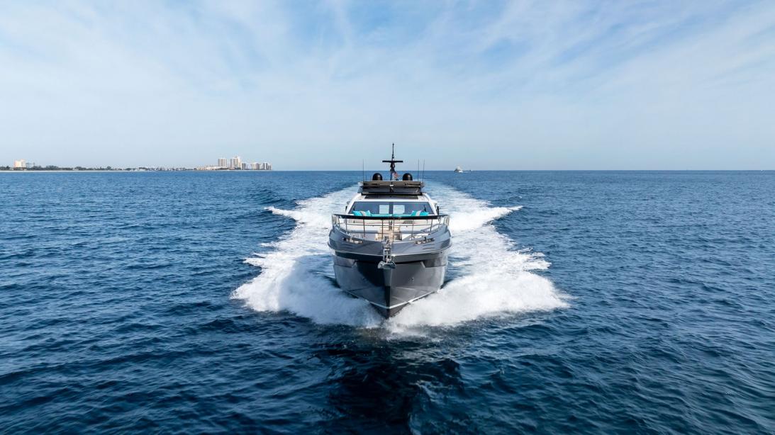 yacht Ocean's Se7en