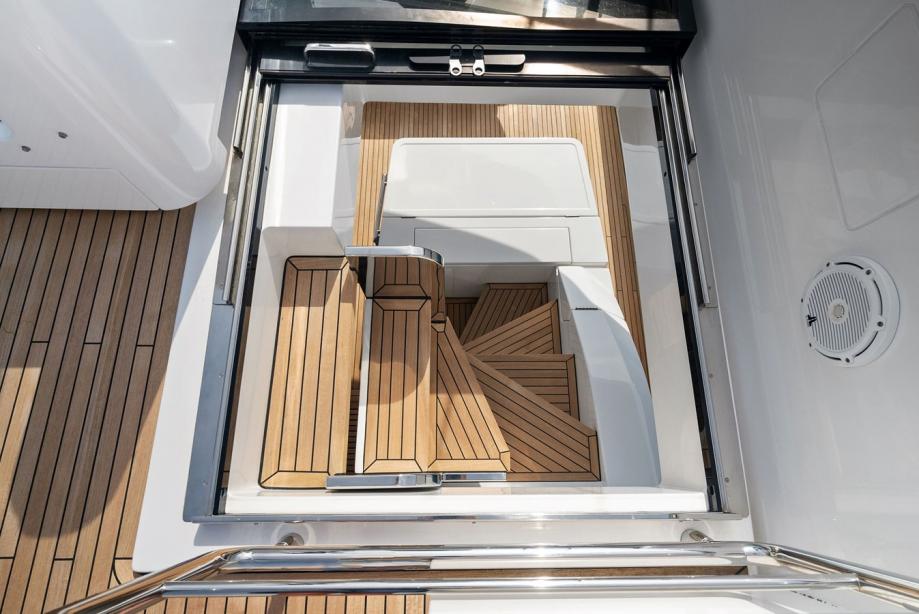 yacht Ocean's Se7en