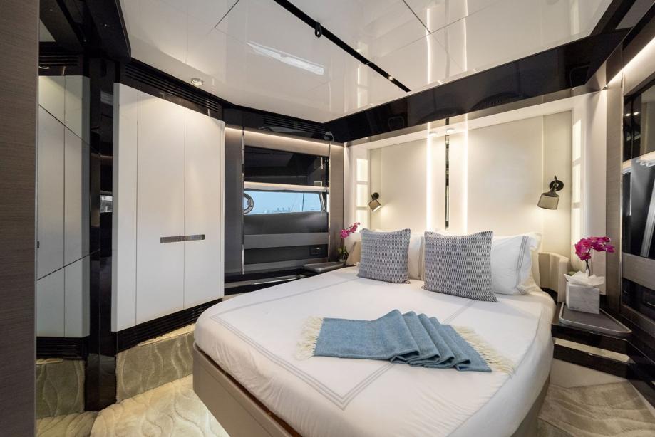 yacht Ocean's Se7en