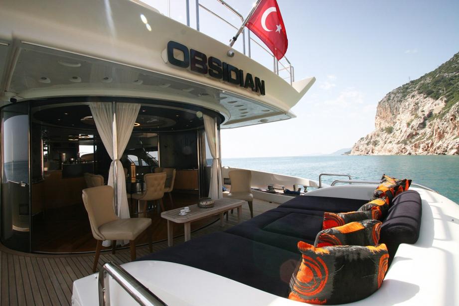 yacht Obsidian