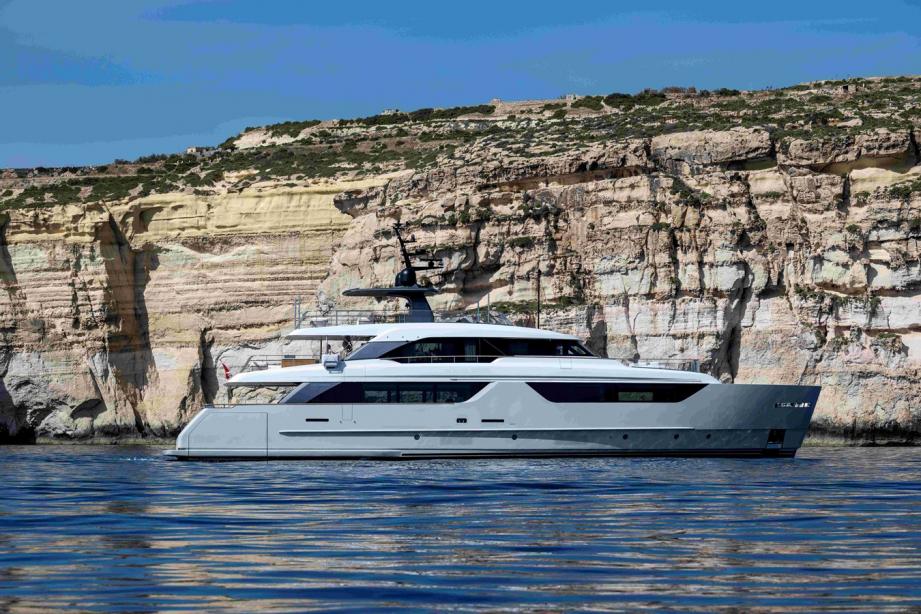 yacht Unique S