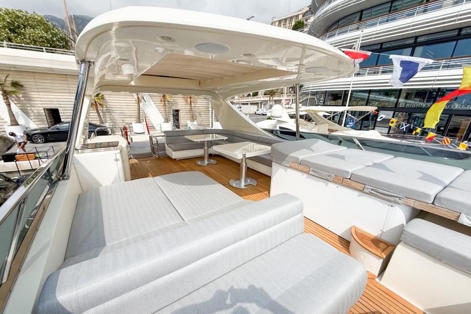 yacht Timeout Together