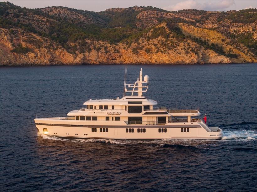 yacht Promise.