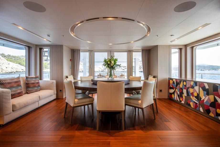 yacht Promise.